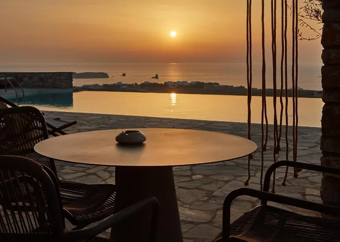 Mythic Paros , Adults Only Agia Irini (Paros)